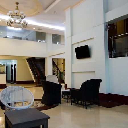 Millennium Hotel Yangon Bagian luar foto