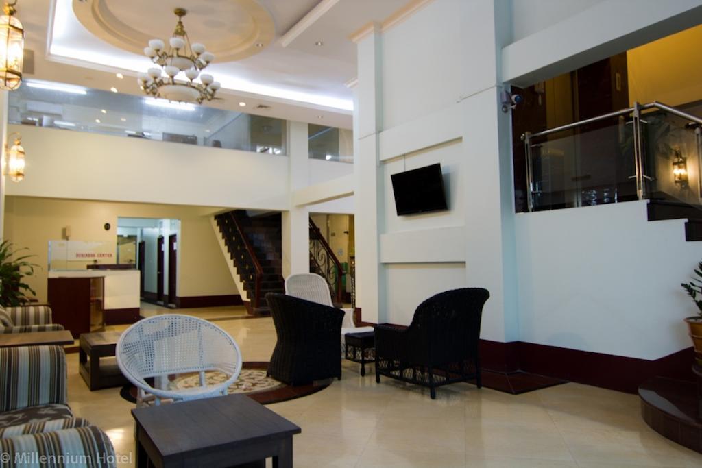 Millennium Hotel Yangon Bagian luar foto