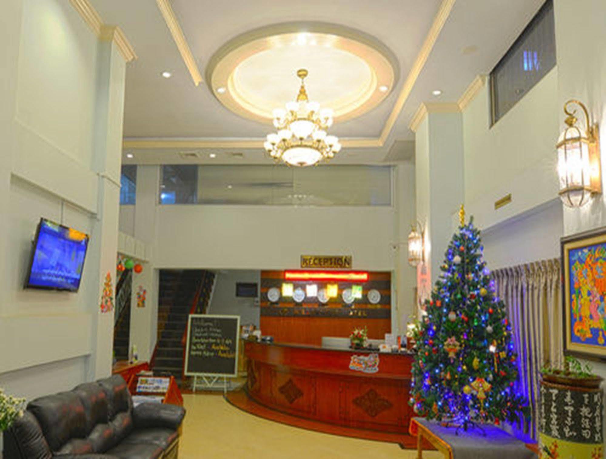 Millennium Hotel Yangon Bagian luar foto